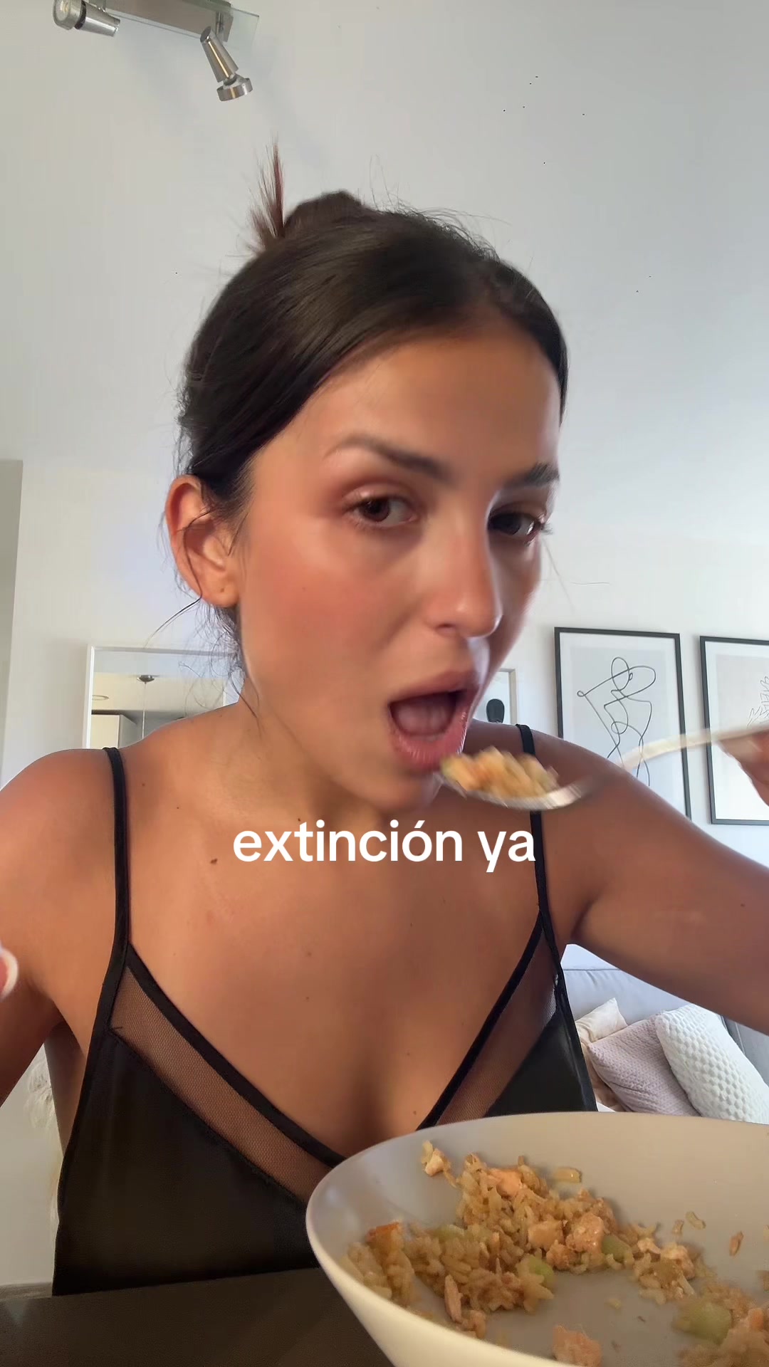 @SELENA🧚🏼♂️