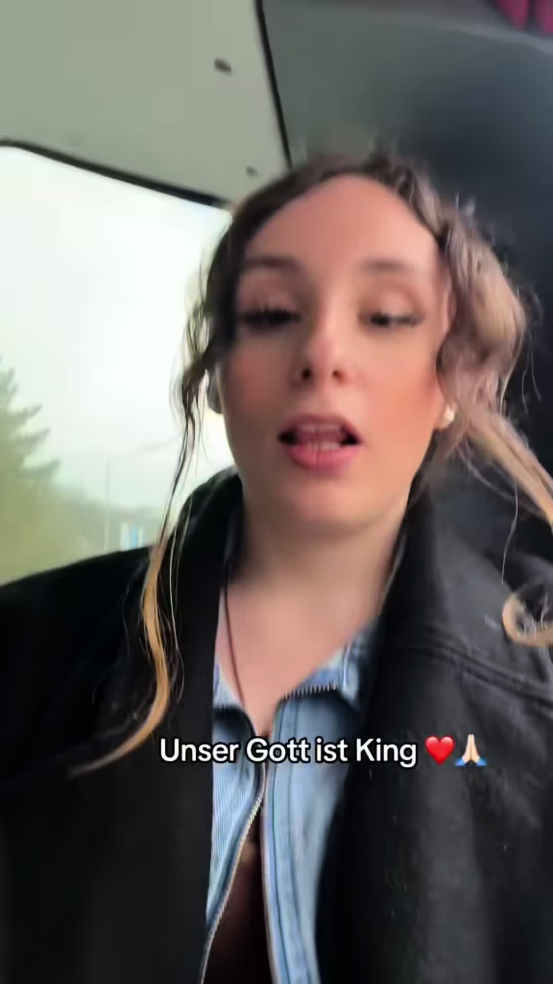 @sophiie.sel1893 &dagger;