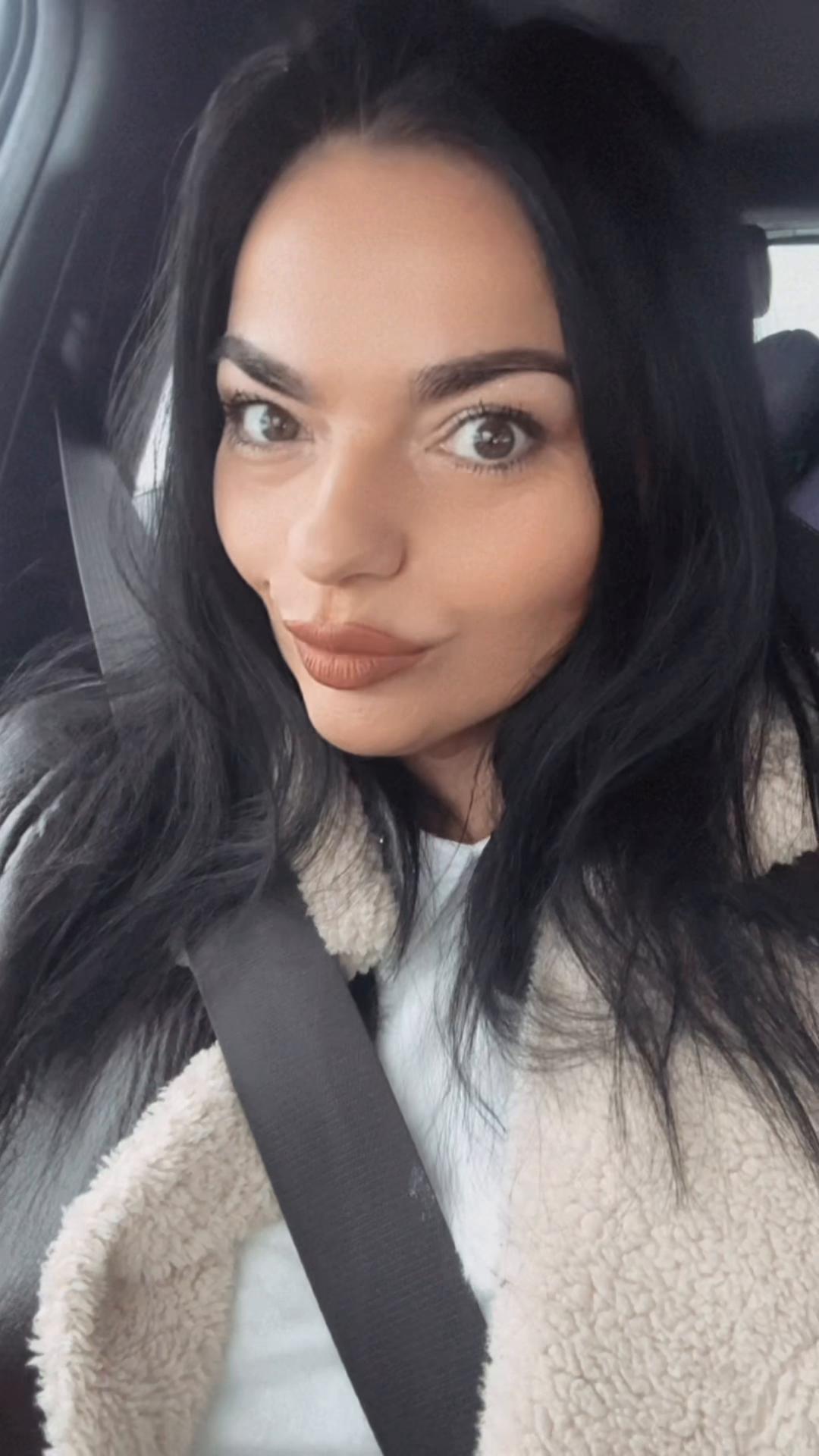@Lady_in_plus💄