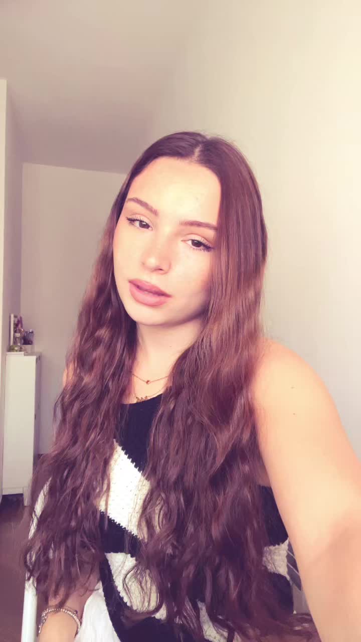 @🧚🏼♀️