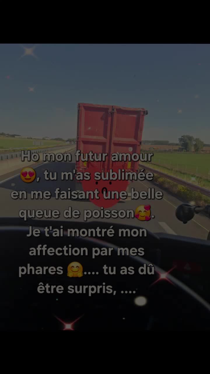 @Emilie Joly947