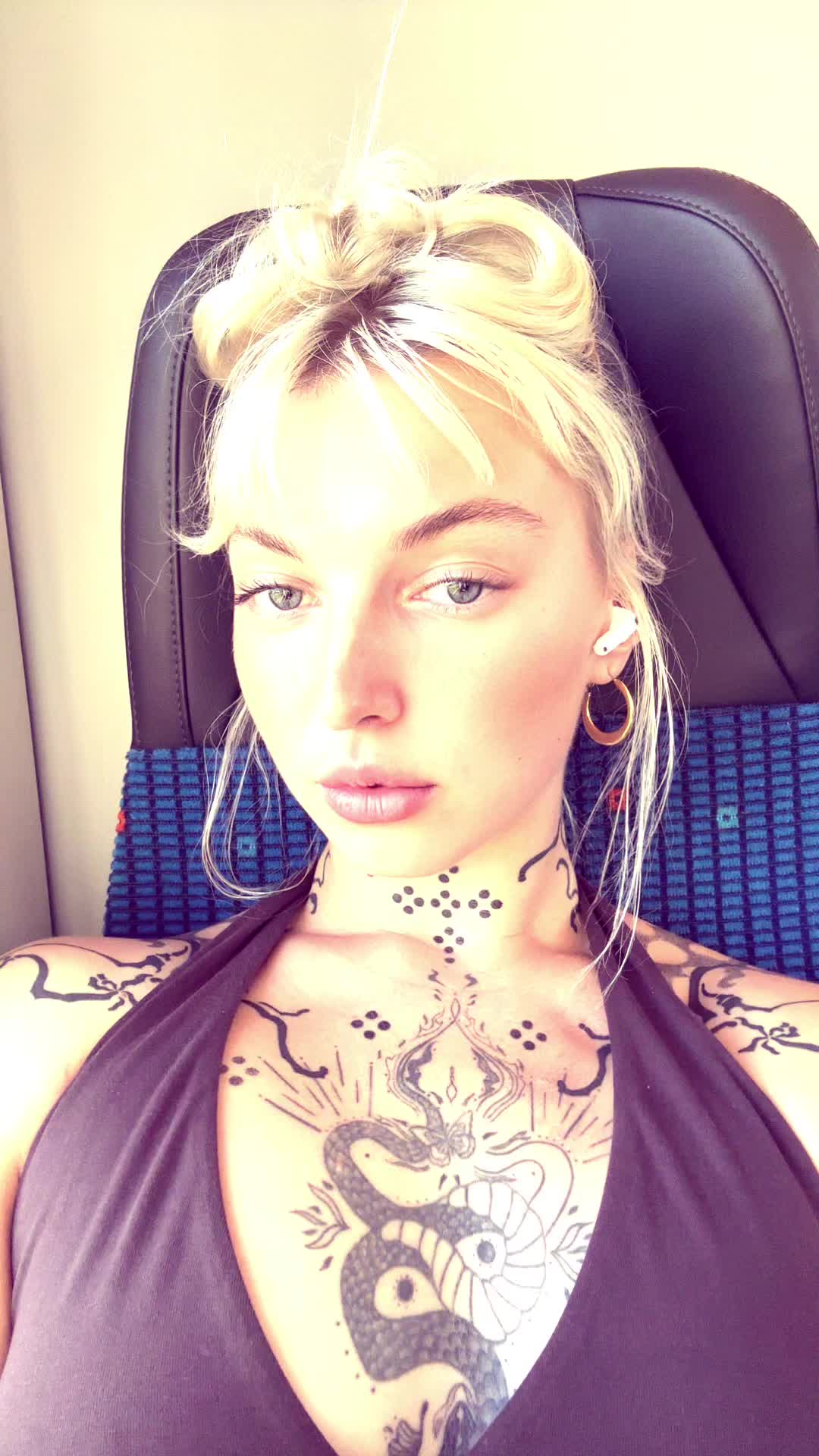 @super sexy funny lady