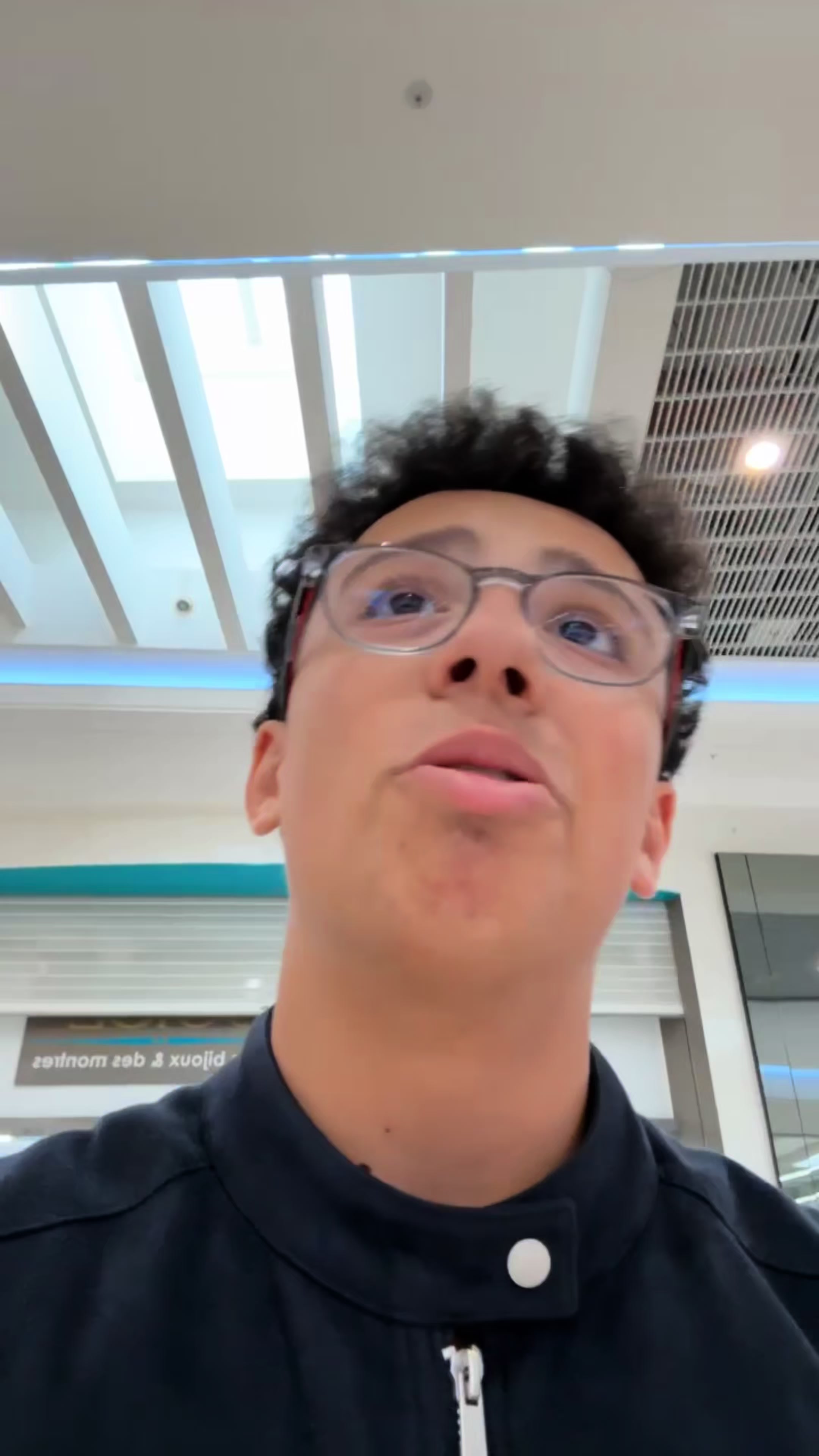 @Liamsi