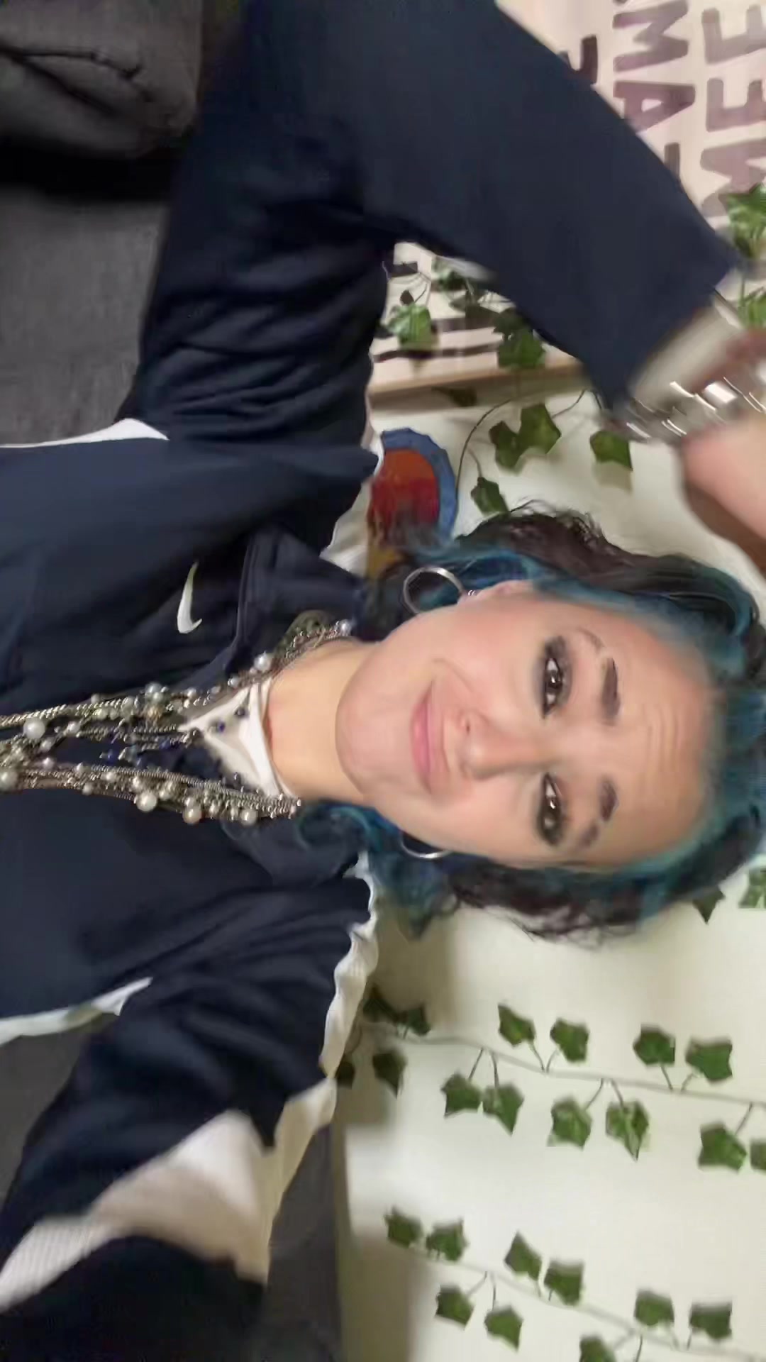 @whois_fenja