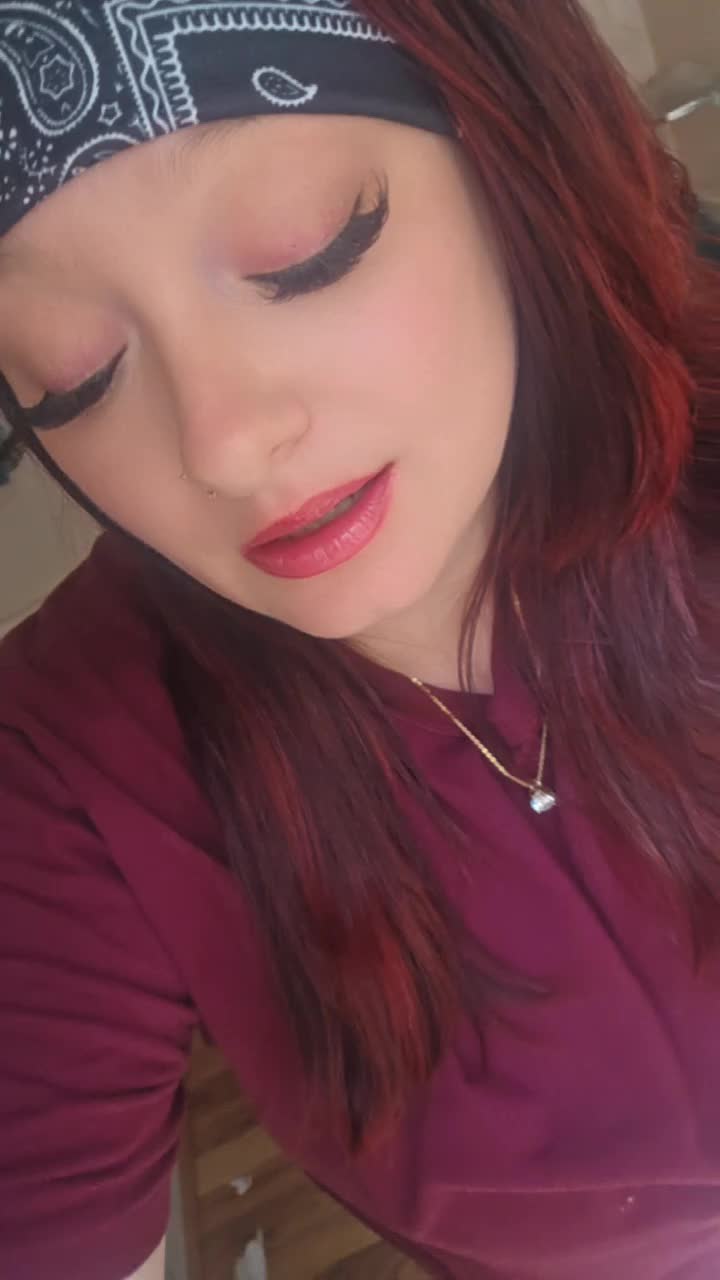 @HisQueen👑