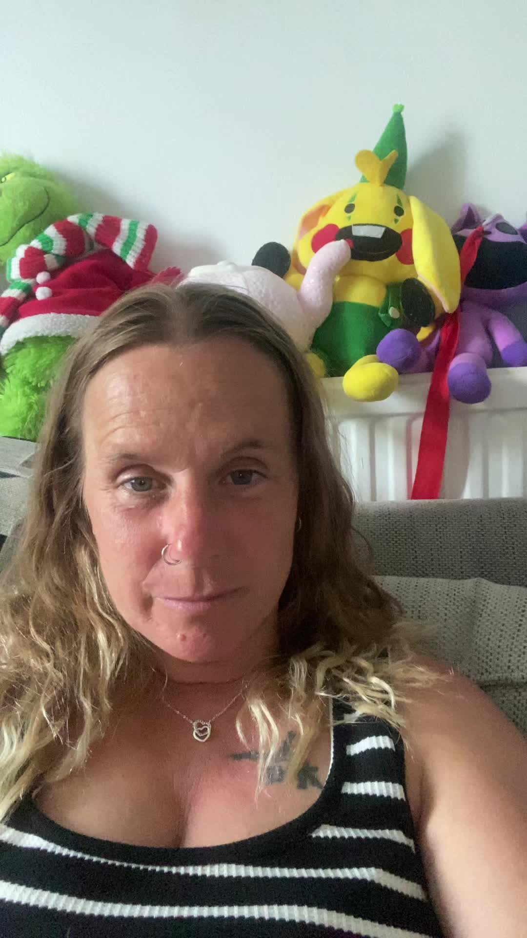 @CrazyFam2026