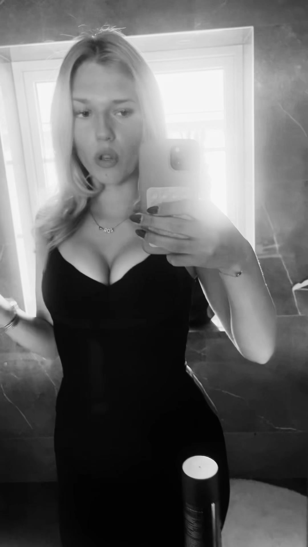@hzyxrosa