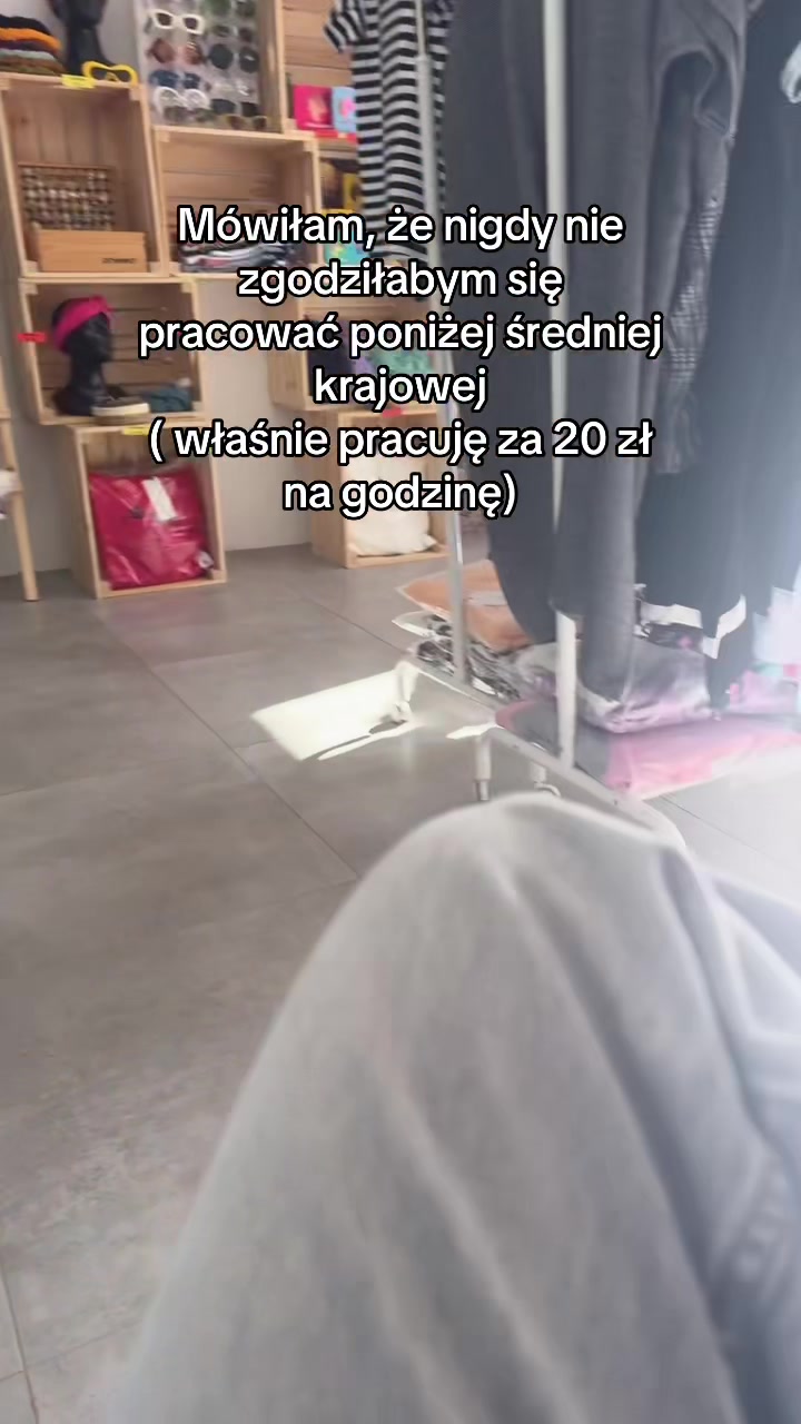 @Kalinusia