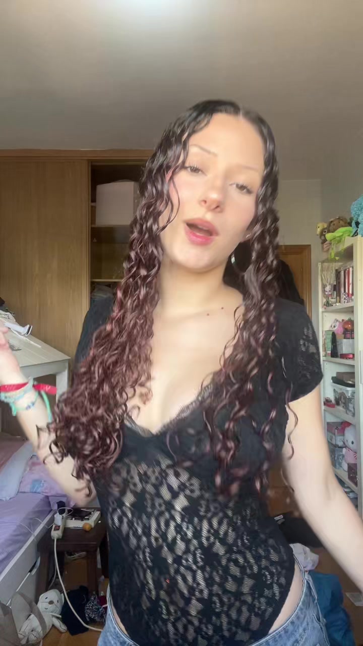 @꩜