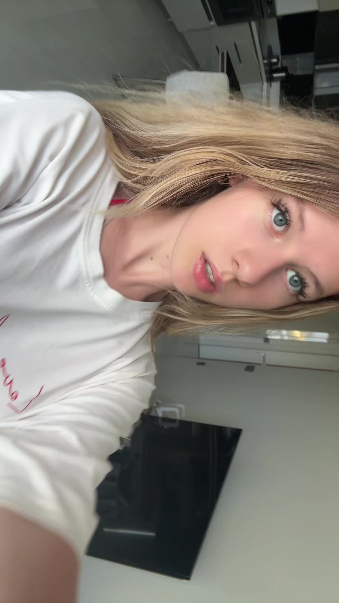 @Никуша