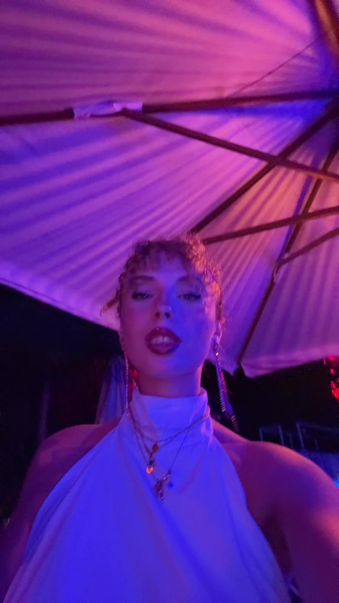 @Raffaella_Esposito