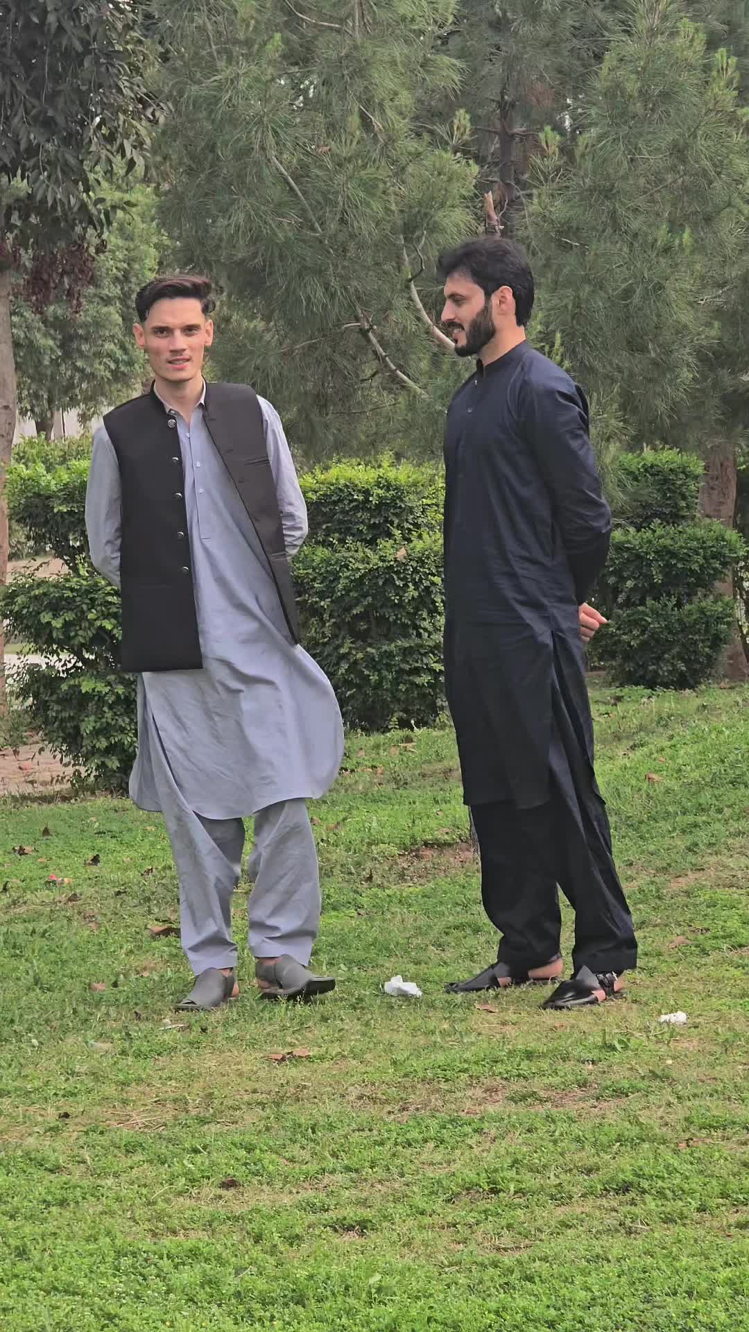 @A̶l̶a̶m̶z̶e̶b̶ ̶afridi🇮🇹