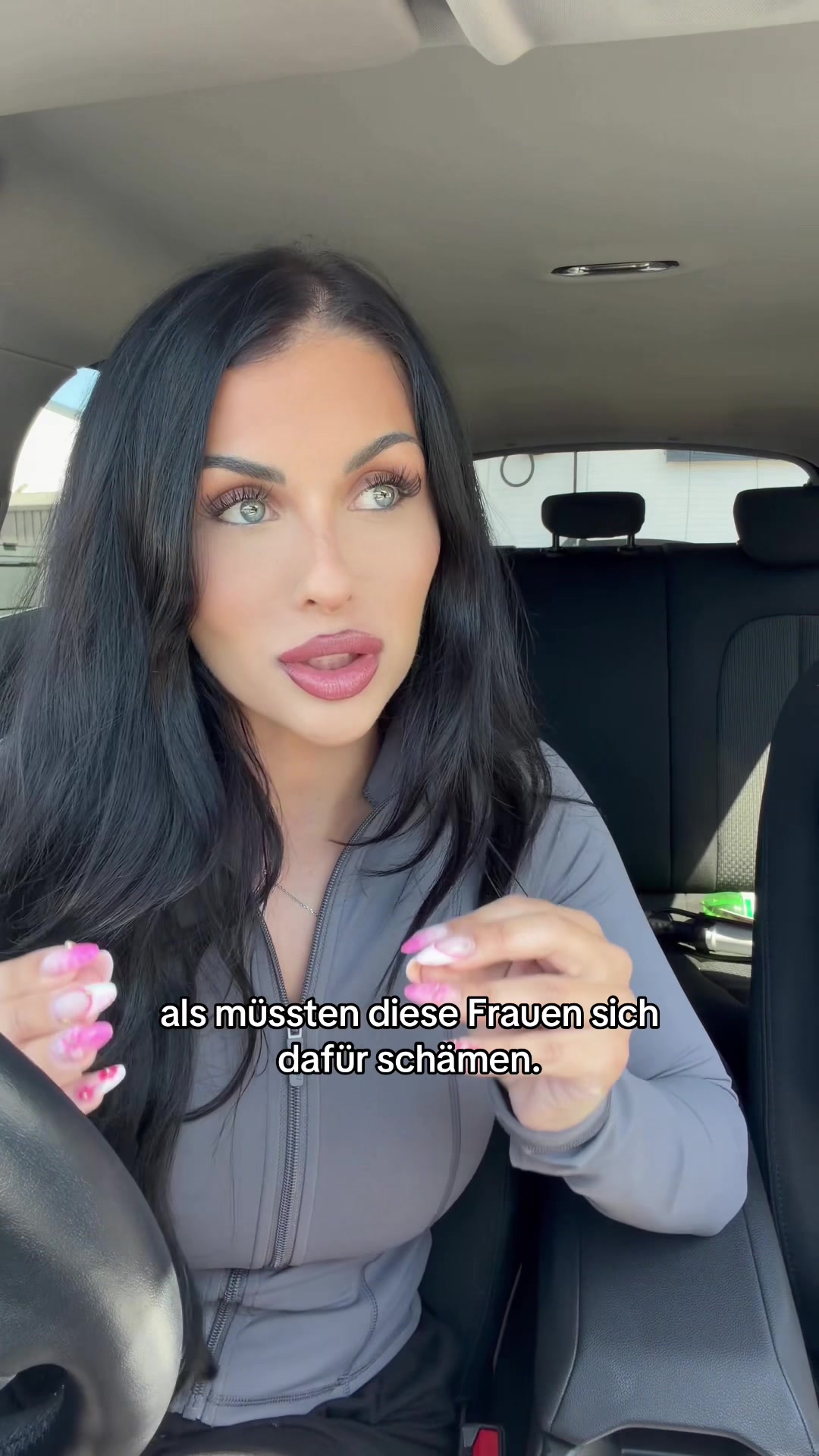 @vanessa lipatov