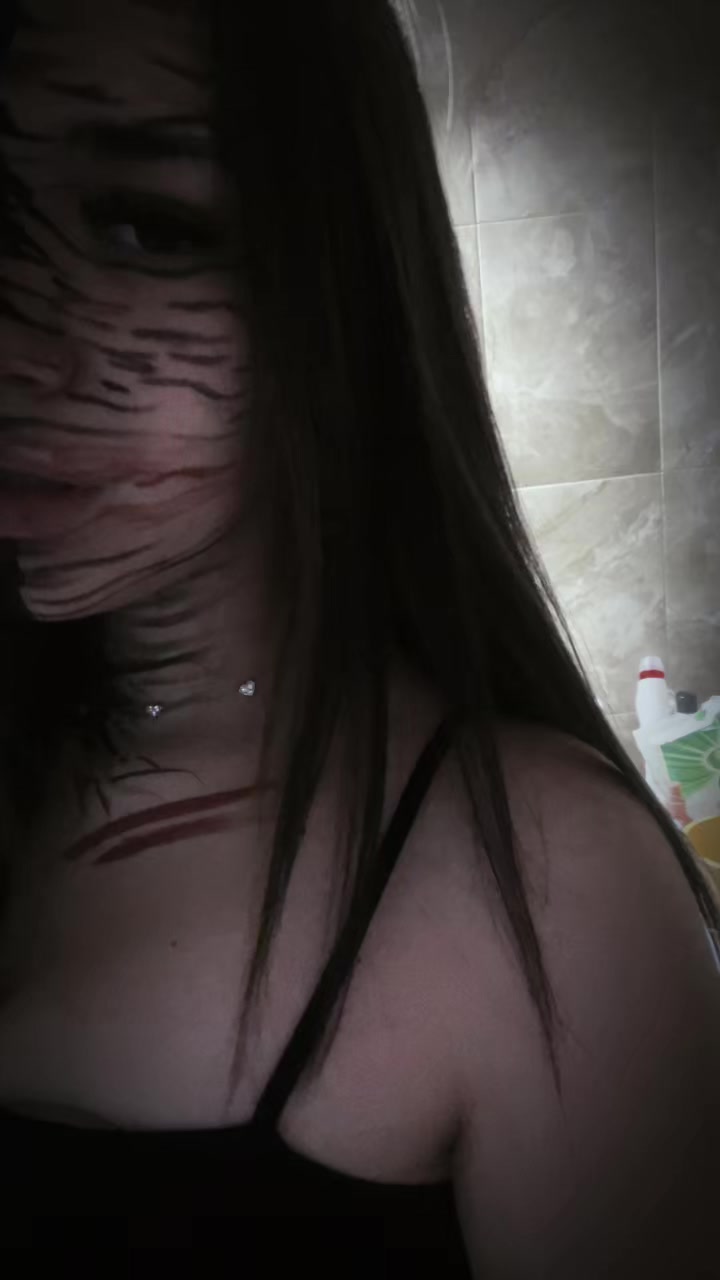 @༒︎