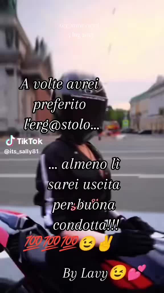@LaviniaPiu7