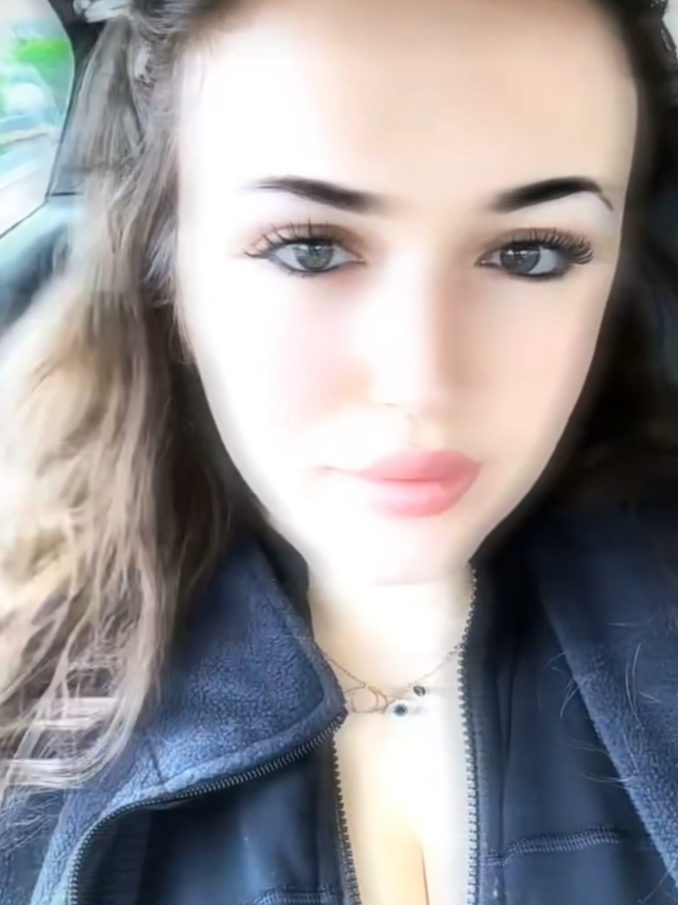 @yaszbari