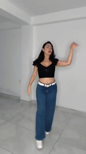@Zely Vásquez🔥