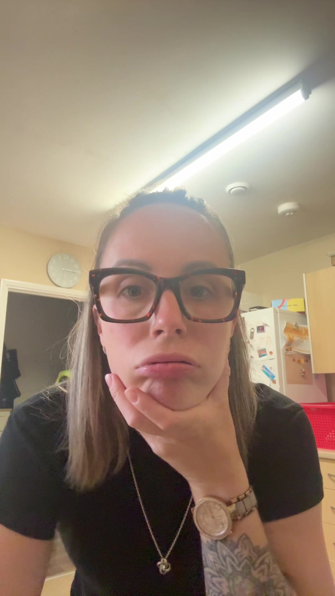 @absP003
