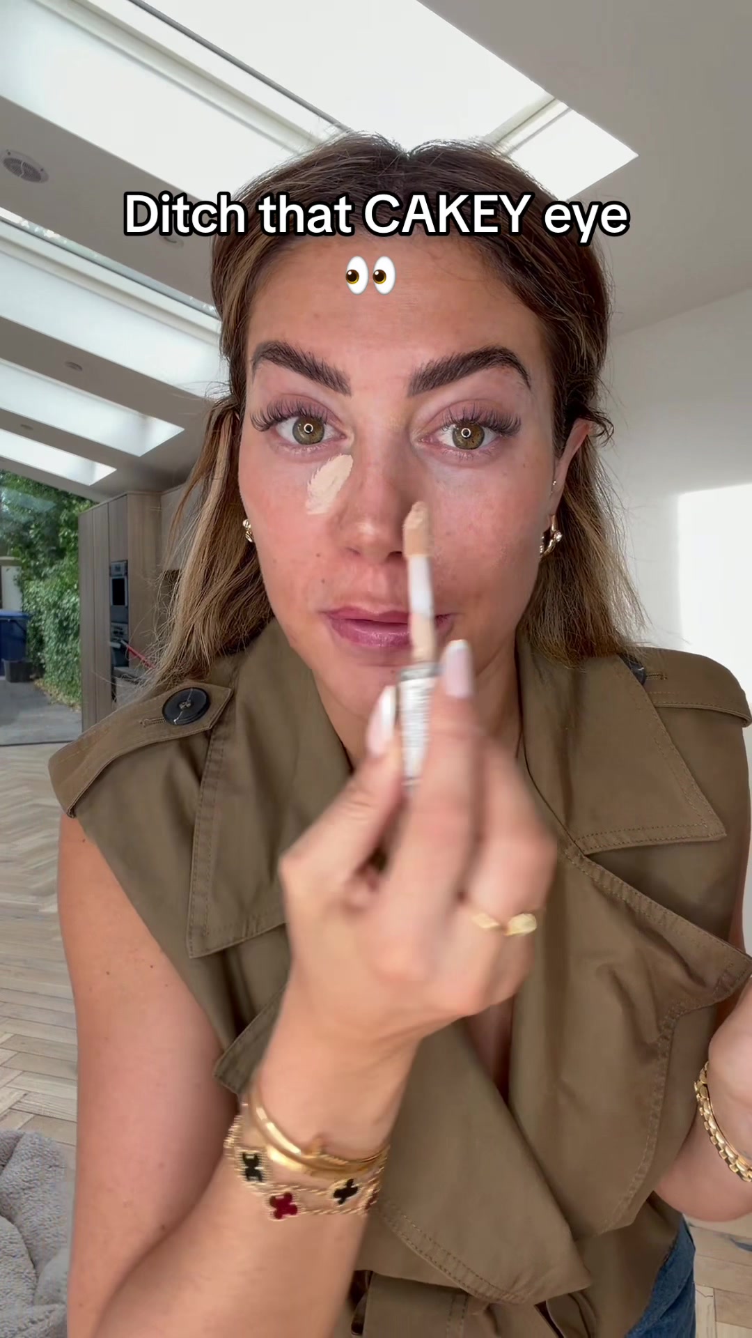 @Chloe Ferry