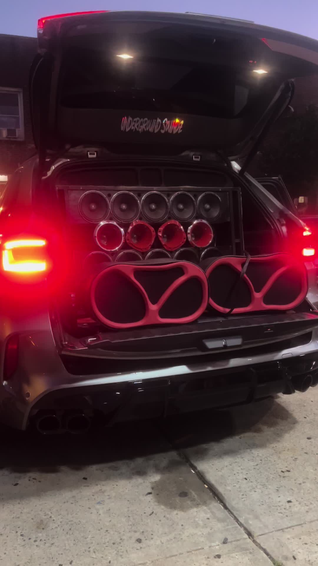 @𝒦𝒽𝒾𝓈𝒽𝒶𝓃 🇬🇾😈🔊