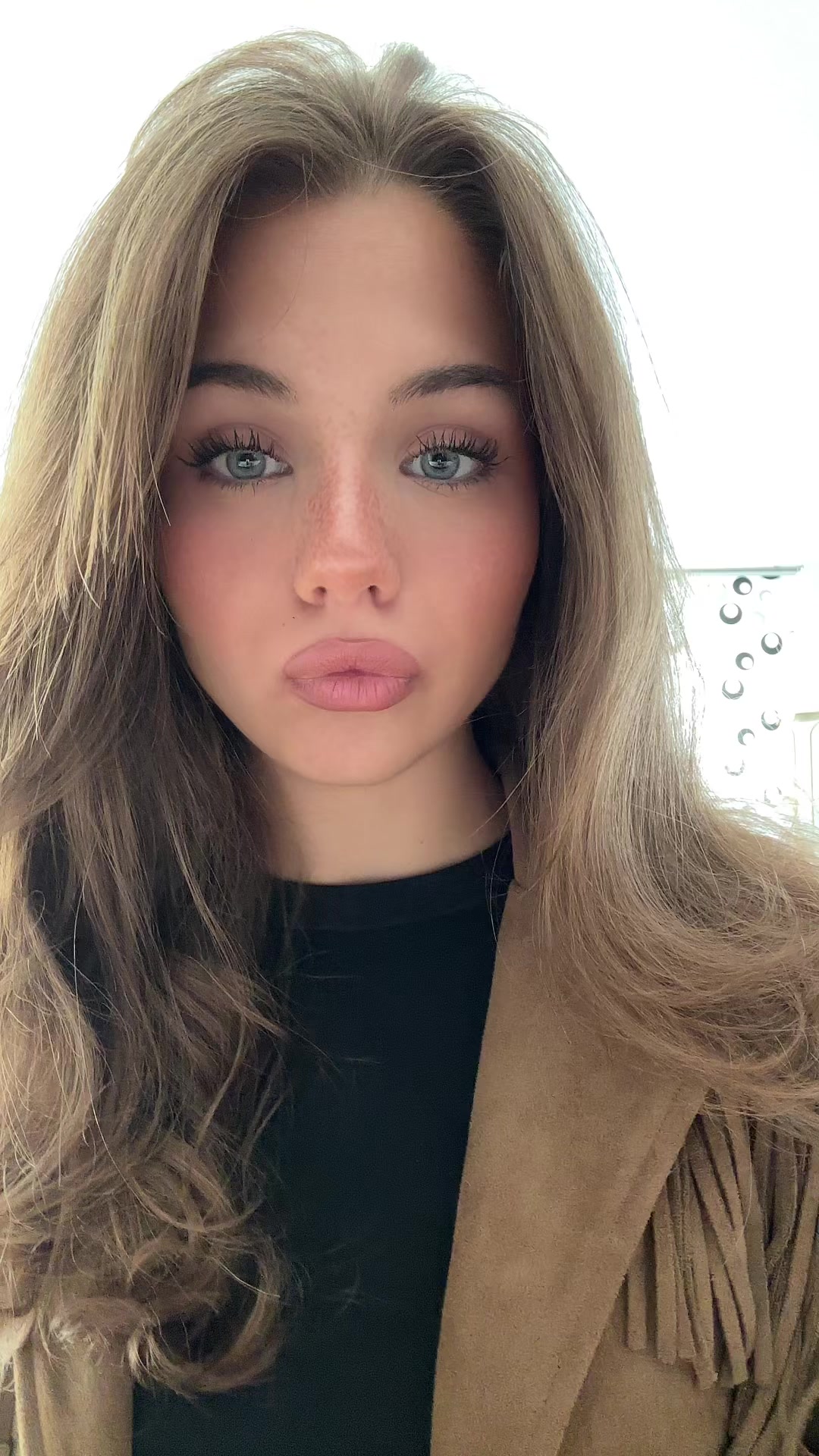@celine