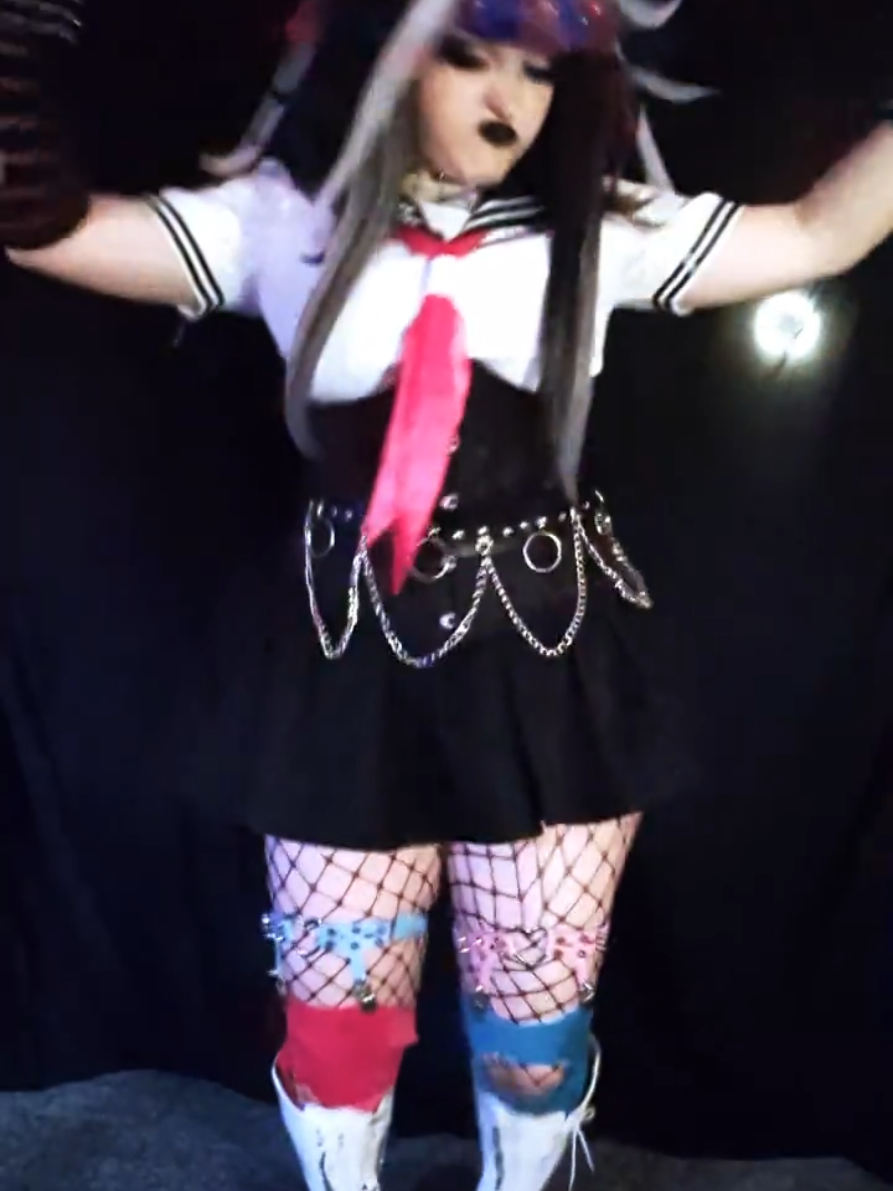 @🥞Moxxie/Mox/