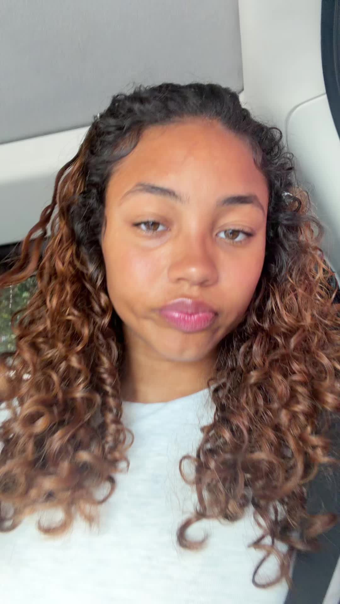 @jalieelenaa ❦