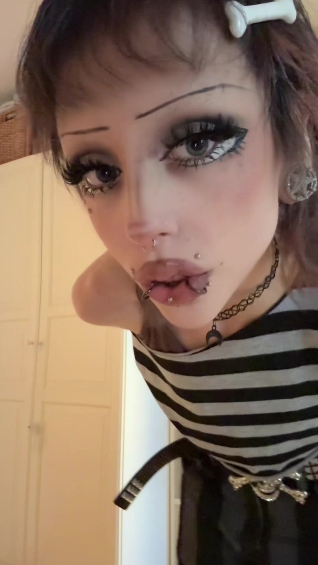 @𖤐Clara𖤐