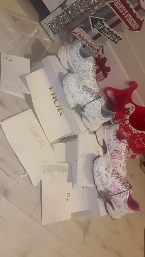 @LOVE LUXURY 4 LESS