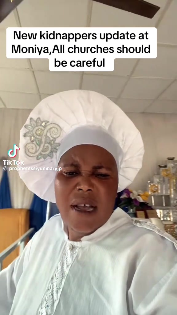 @QUEEN MOTHER OF THE SOURCE 💗