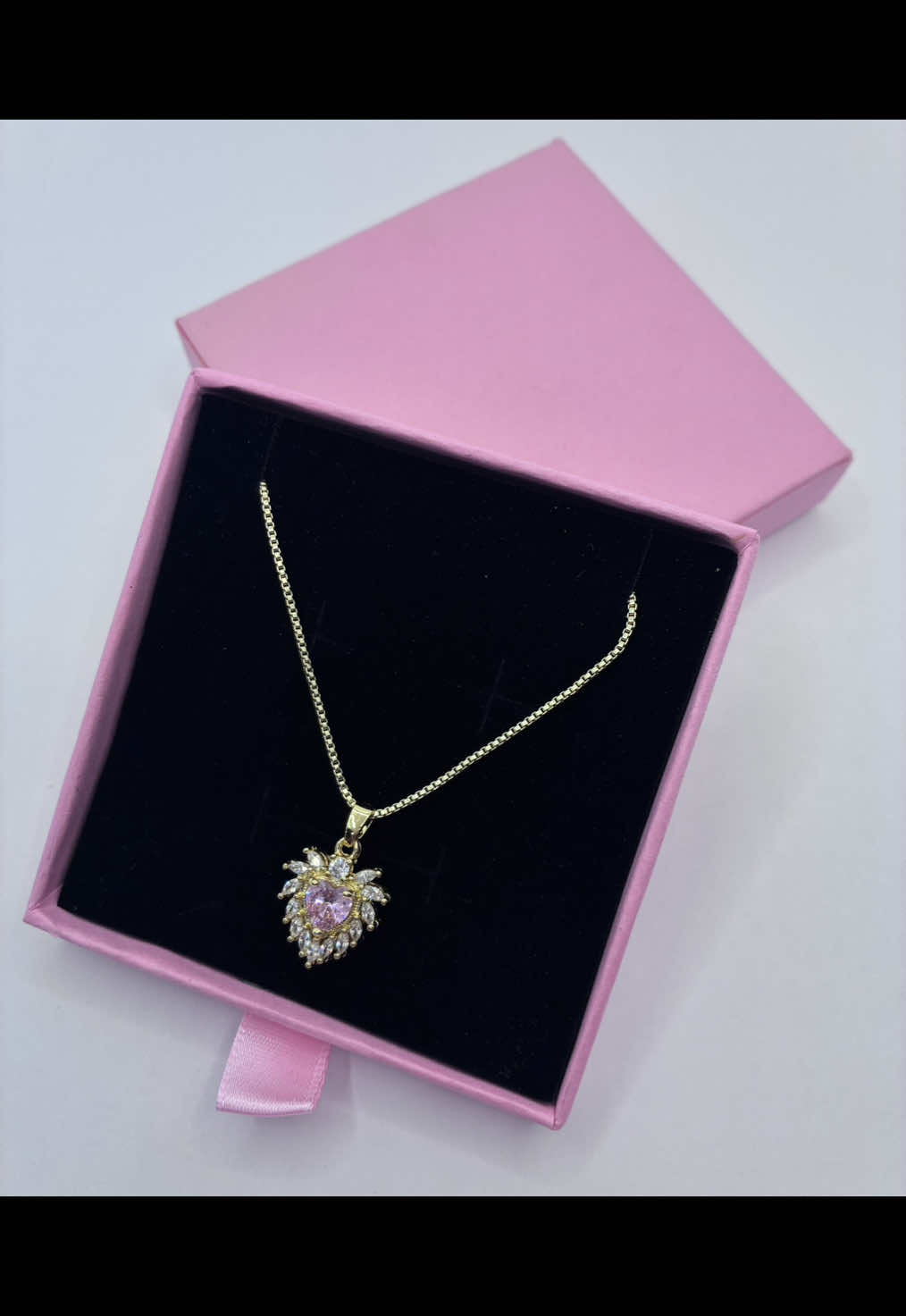 @cutegirlmarketplace