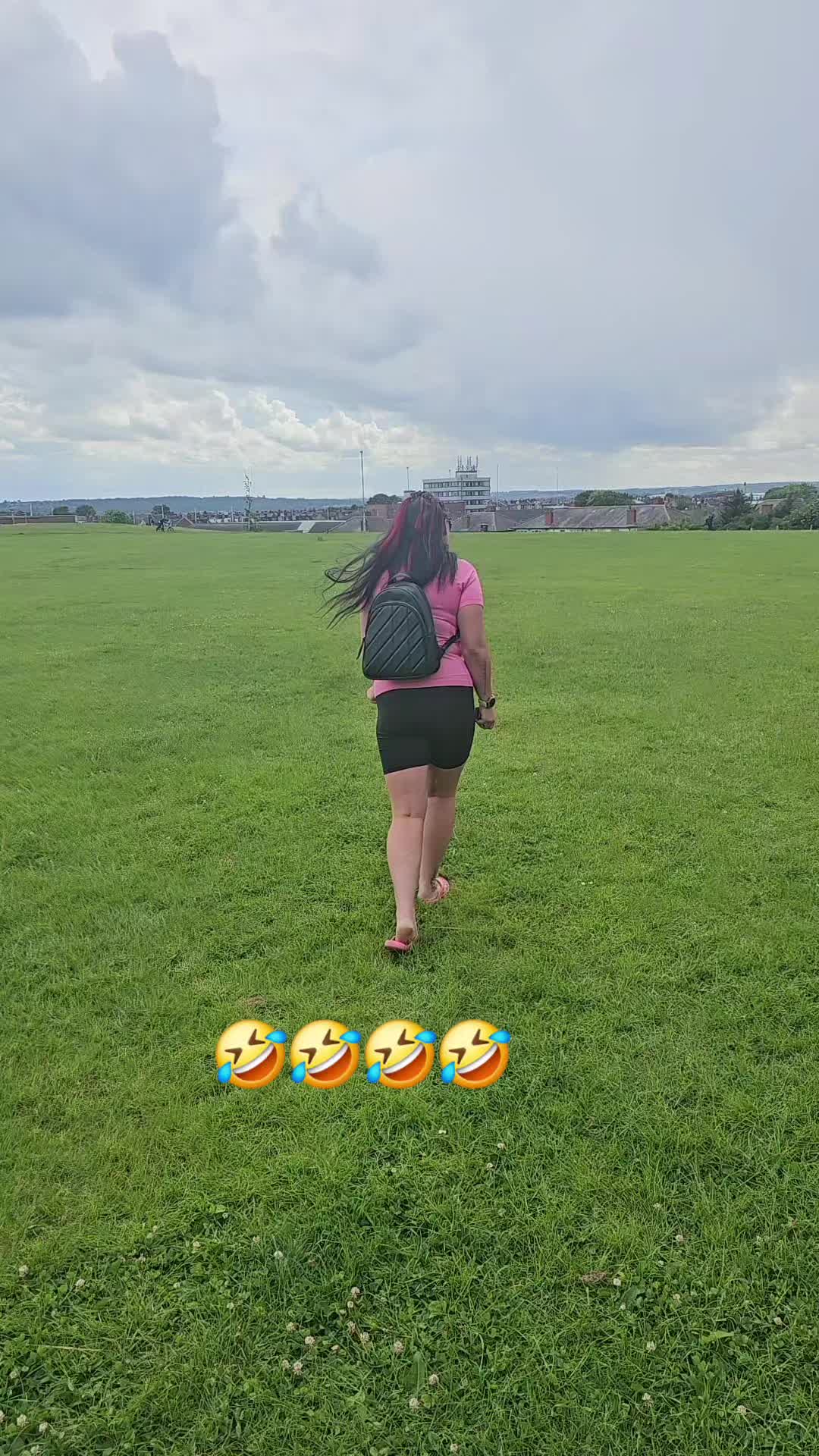 @Bosė😅