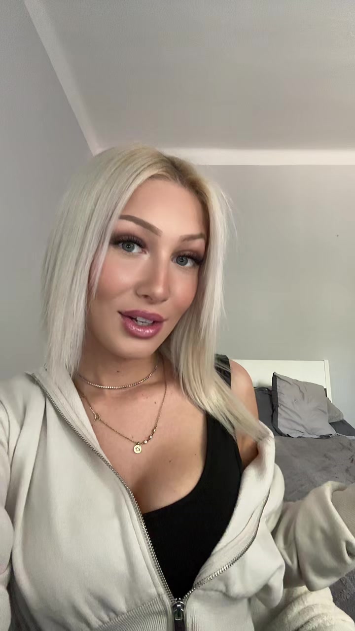 @Szabó Dorina