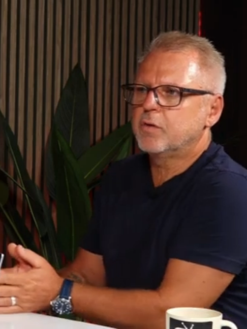 @Kőszegi Andr&aacute;s m&aacute;rkatan&aacute;csad&oacute;