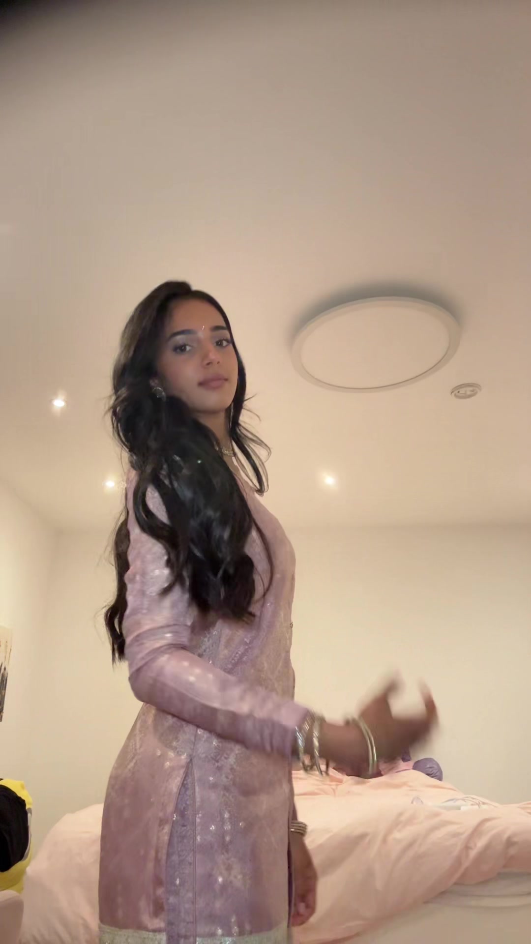 @simran🧸