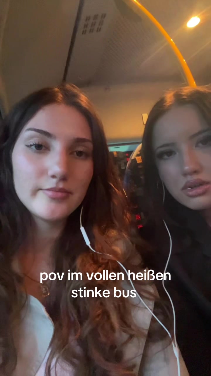 @⃟