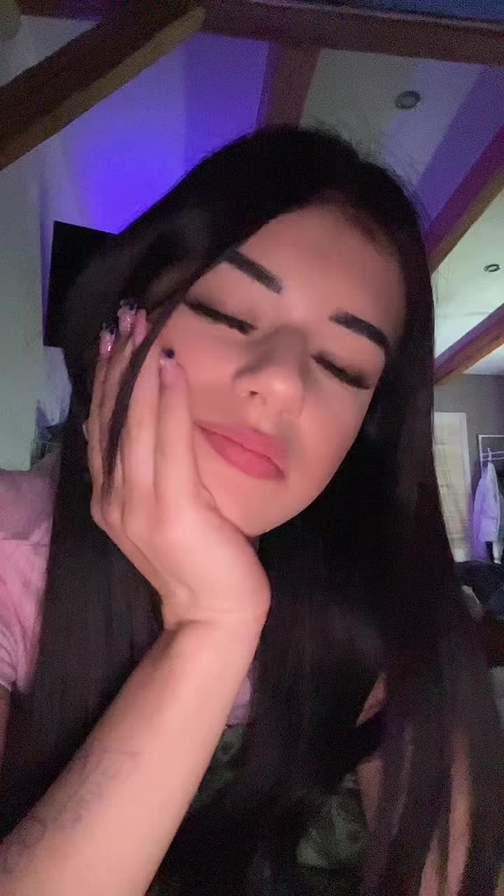 @e_xleen