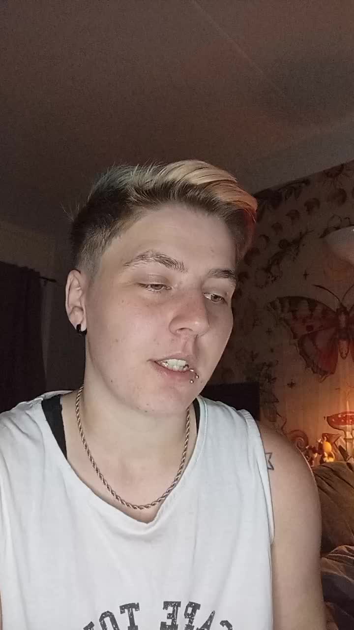 @The_bitch_is_mine🥰❤️