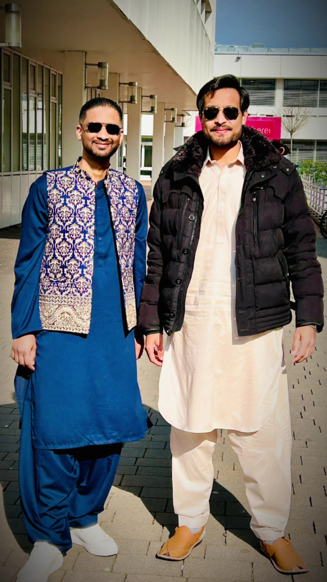 @🎭 Sam Khan🇩🇪🇵🇰..!