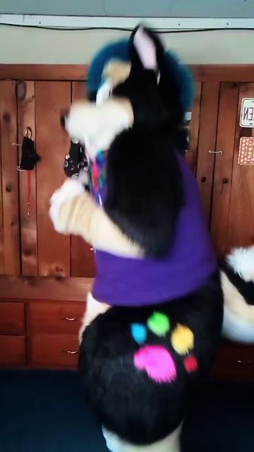 @CraftyK9@Commissions_OPEN