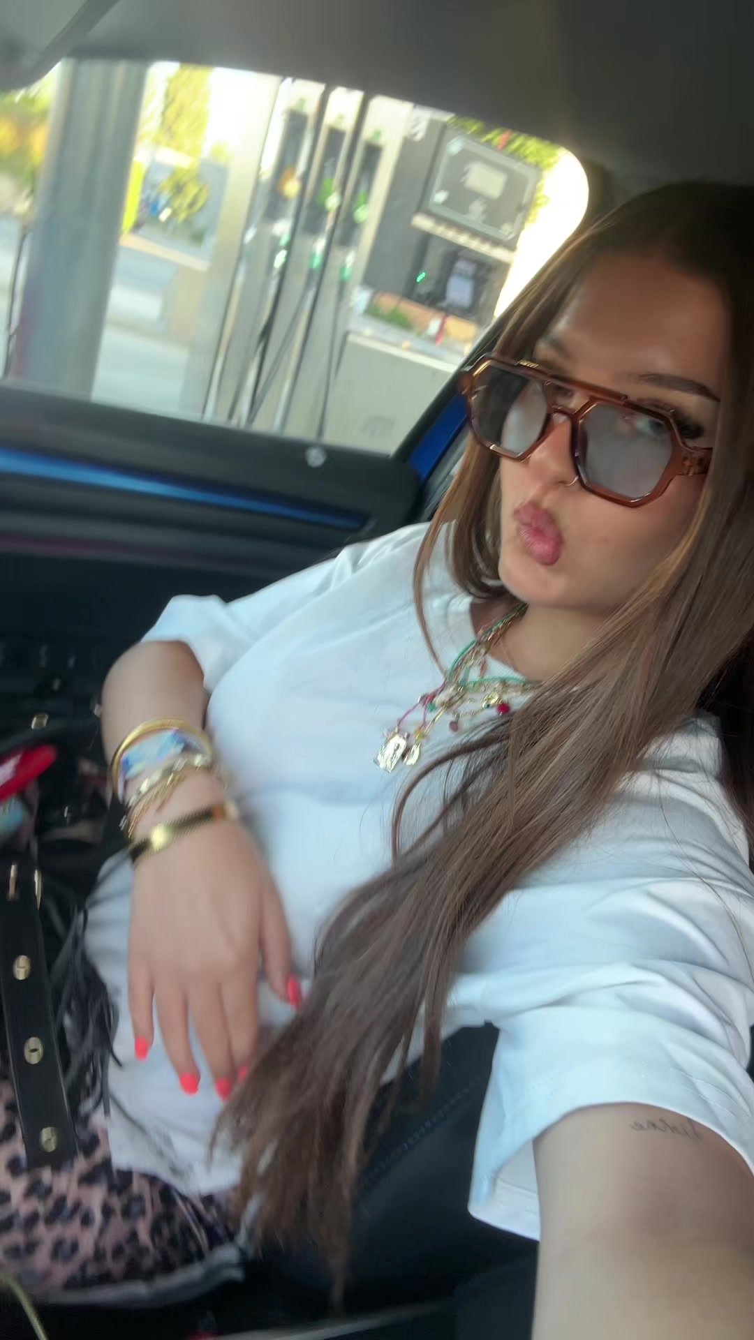 @le M