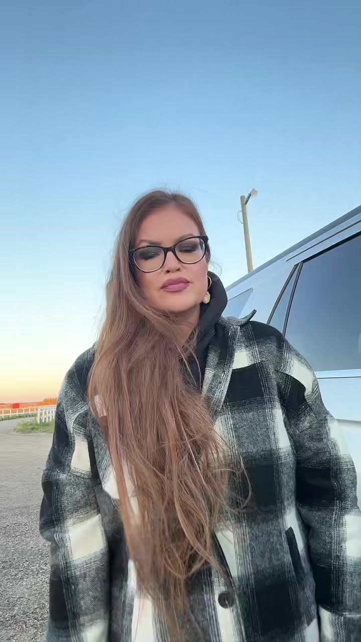 @Desirae Desnomie