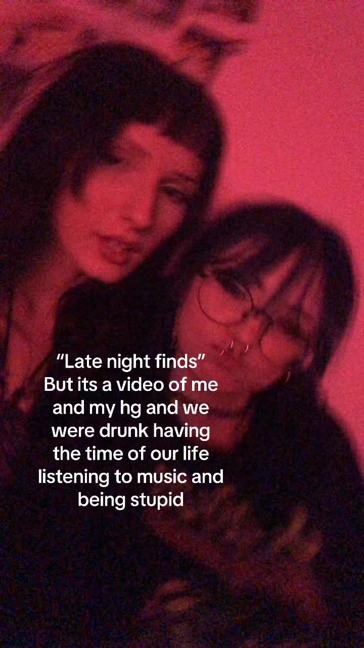 @Scarlett 🦇