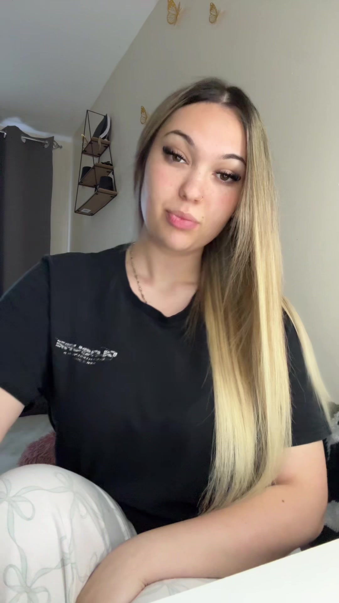 @𝒩𝒾𝓃𝒶🤍
