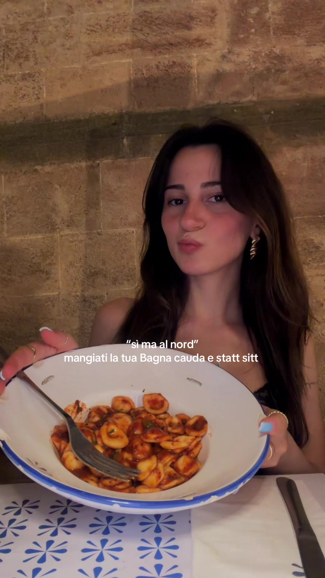 @NICOLE🐝