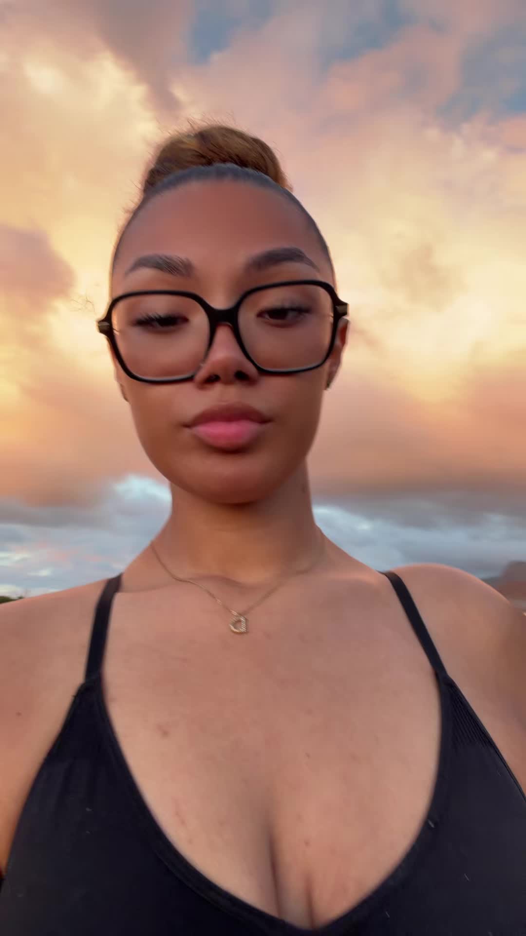 @𝐾𝑒𝑦𝑘𝑒𝑦🥥