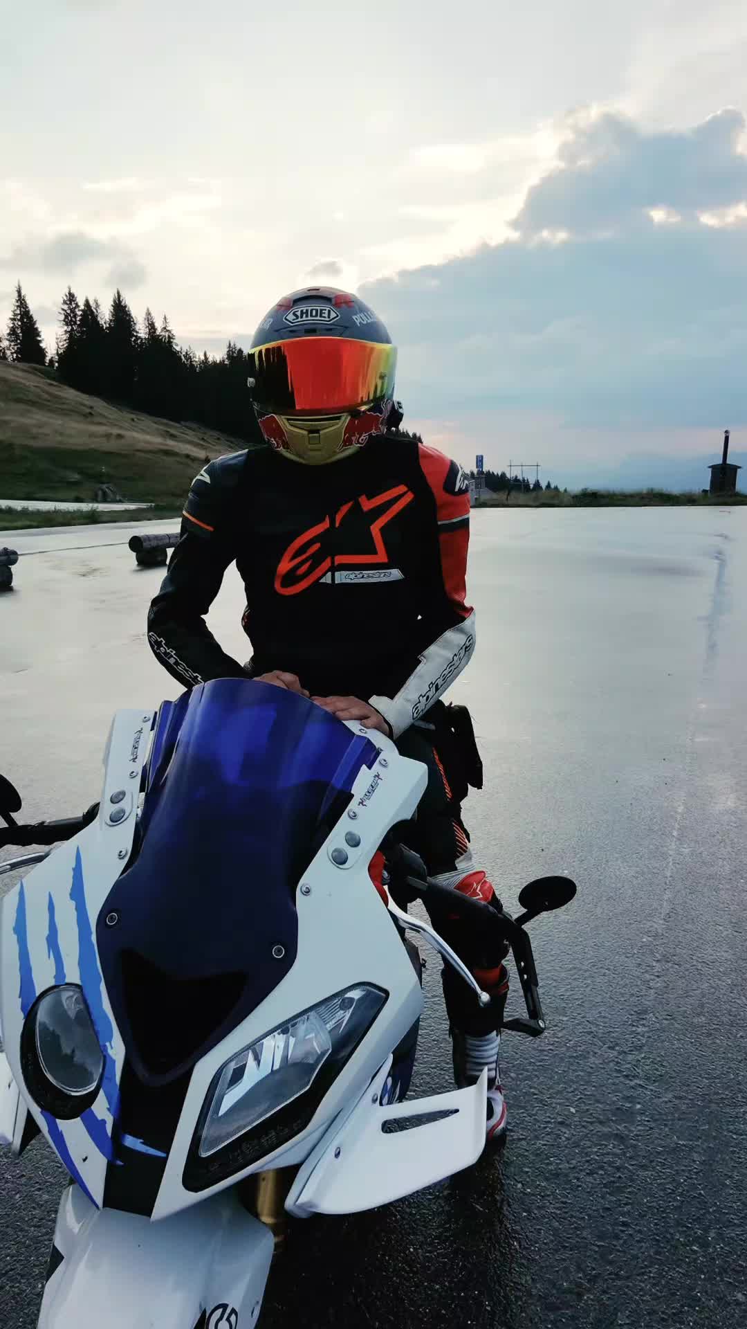 @47fillu🇨🇭