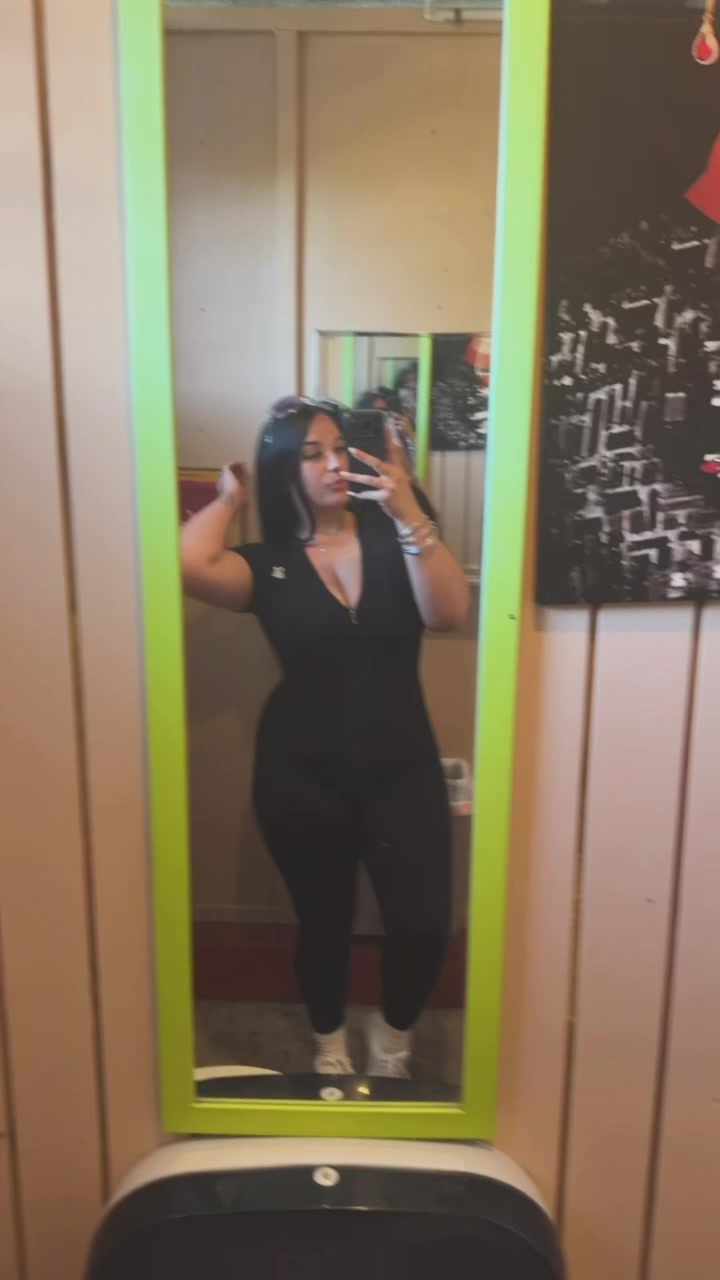 @Rosaly👸🏻🖤🍒🐆