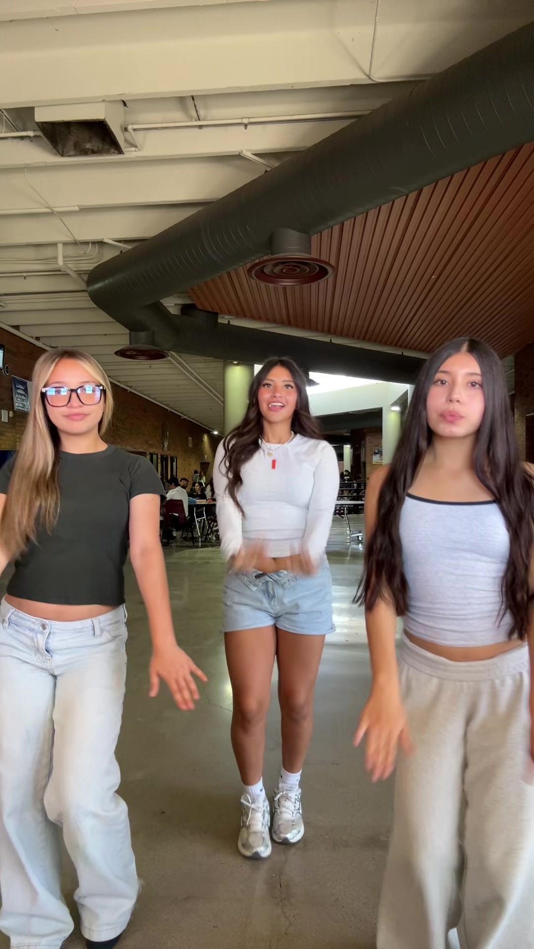 @laylaaa