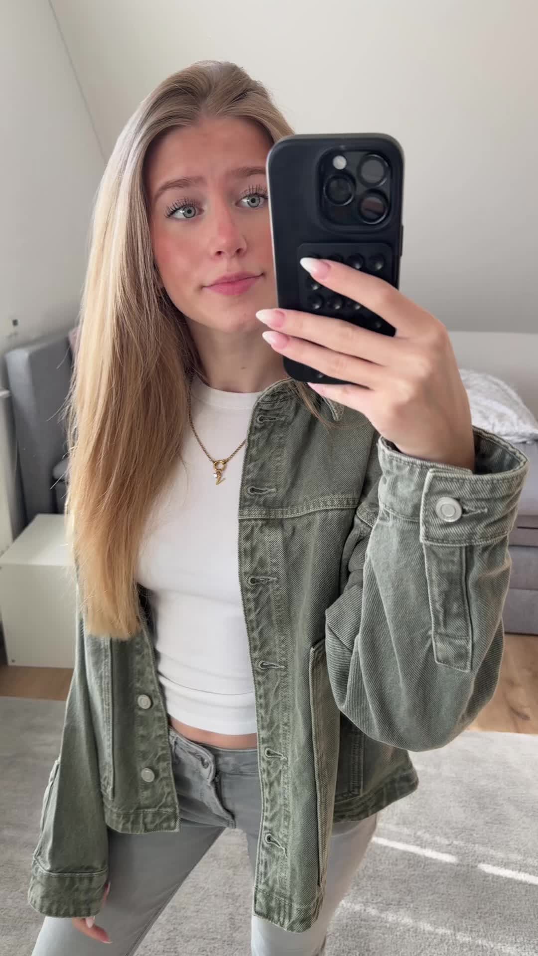 @annika